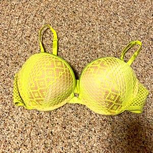 Victoria’s Secret Yellow Bra 36C